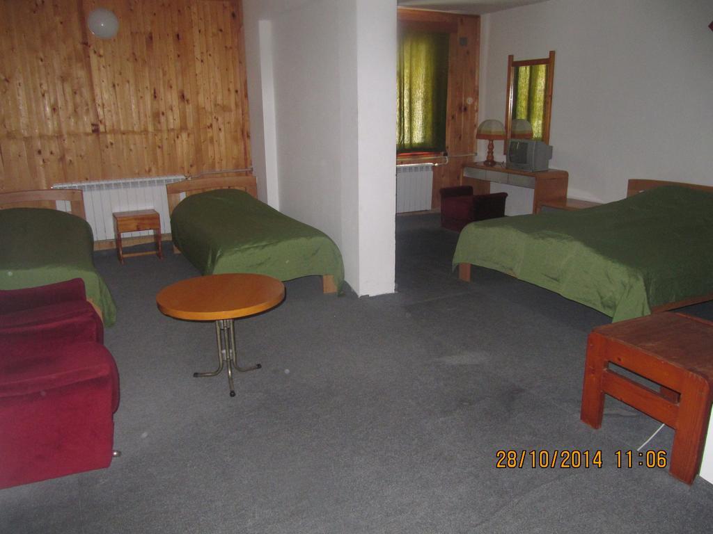 Kris Guesthouse Stoykite 外观 照片